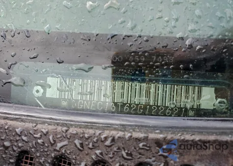 2002 Chevrolet Avalanche C1500 из США, поврежденный, VIN 3GNEC13T62G122621